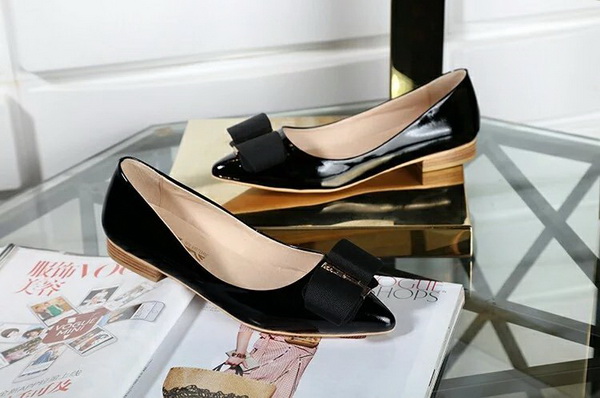 Ferragamo Shallow mouth flat shoes Women--026